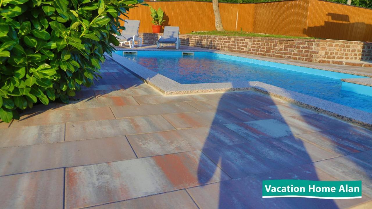 Vacation Home Alan 2 Кулен Вакуф Екстер'єр фото